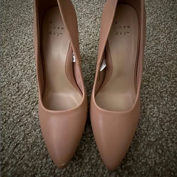 Nude Pink a new day Heels - Picture 2 of 3